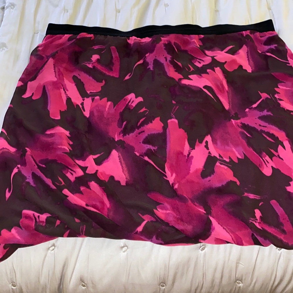 Floral loft skirt